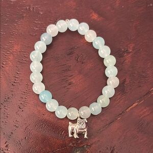 I love my bulldog bracelet handcrafted 💙🐶